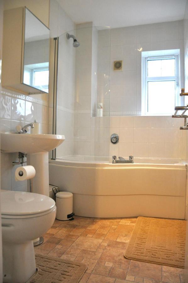 47 Wetherby Way, 3 Bedrooms, Sleeps 6, Easy Walk To Town, Parking, Self Catering, Great View Stratford-upon-Avon Exterior foto